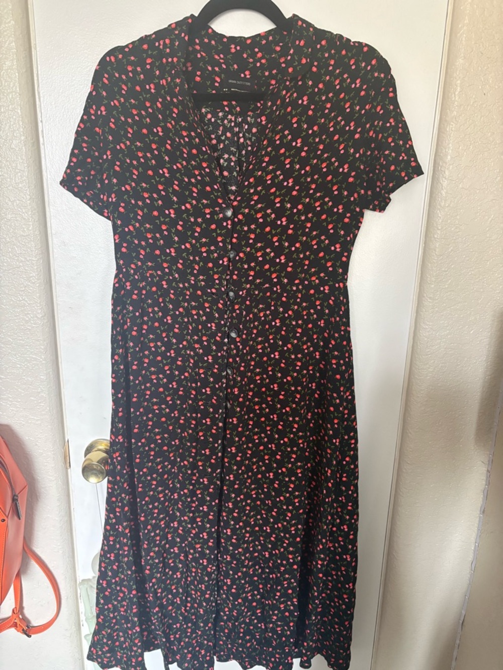 Urban Outfitters Button Front Floral Maxi Dress Women’s Medium